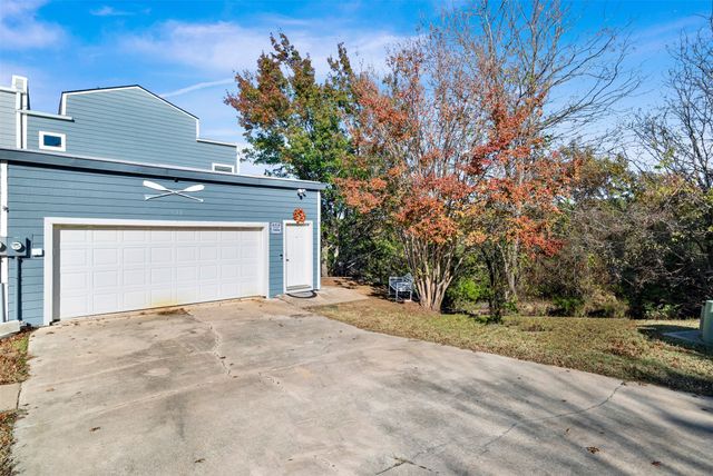 131 Greenway Bend, Pottsboro, TX 75076