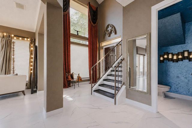 411 Harborside Way, Kemah, TX 77565