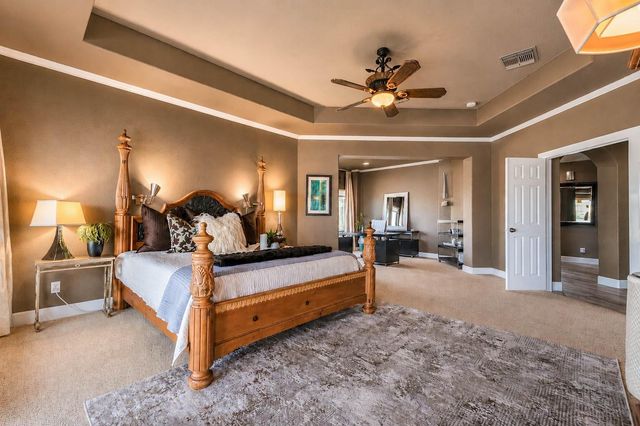 411 Harborside Way, Kemah, TX 77565