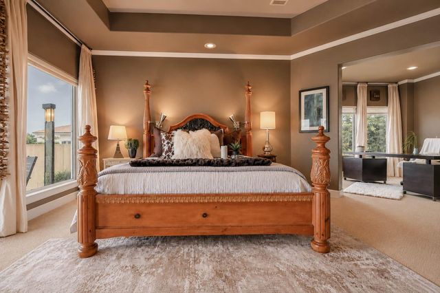 411 Harborside Way, Kemah, TX 77565