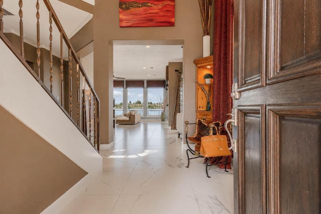 411 Harborside Way, Kemah, TX 77565