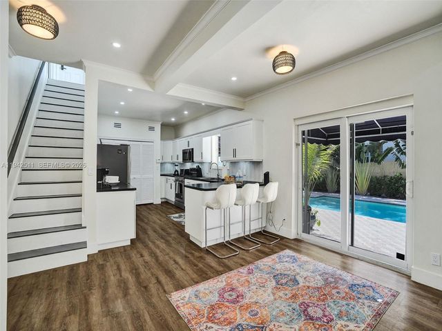 1128 Tyler St, Hollywood, FL 33019