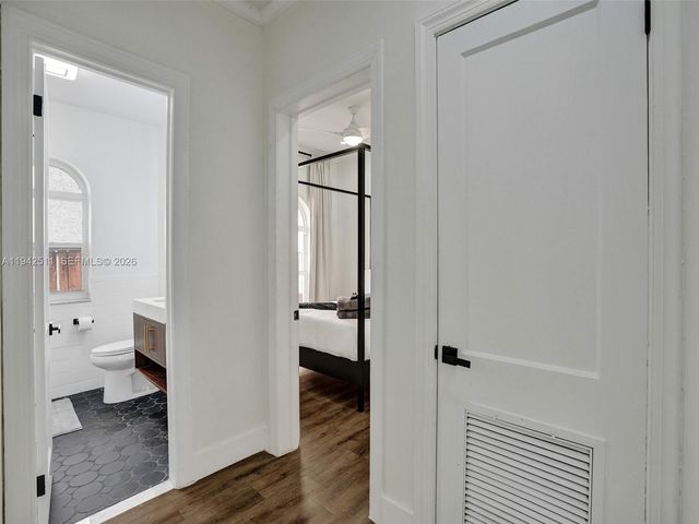 1128 Tyler St, Hollywood, FL 33019