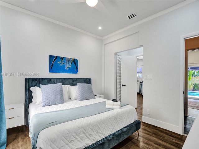 1128 Tyler St, Hollywood, FL 33019