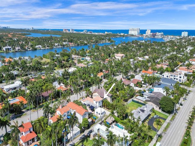 1128 Tyler St, Hollywood, FL 33019