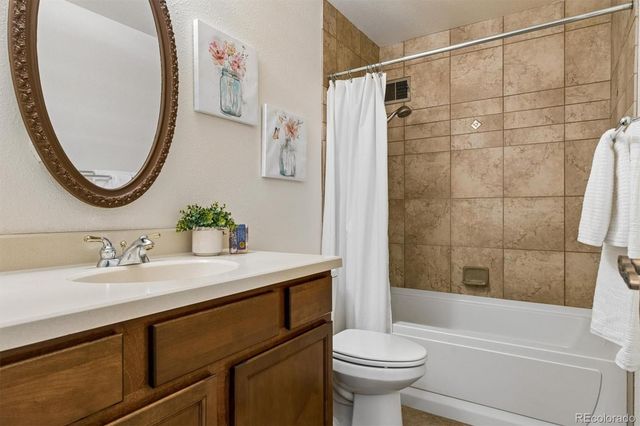 3470 S Poplar Street 403, Denver, CO 80224