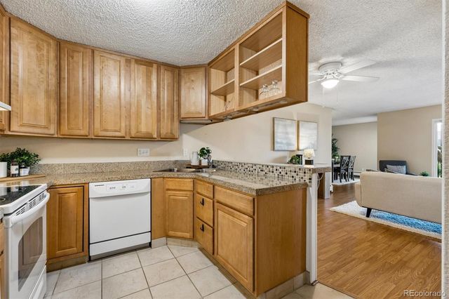 3470 S Poplar Street 403, Denver, CO 80224