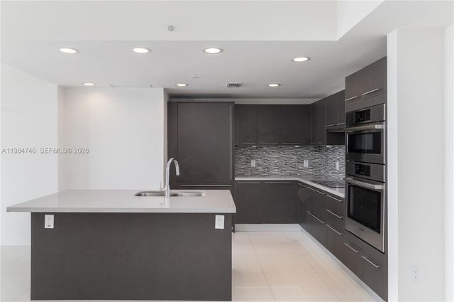 7661 NW 107th Ave 612, Doral, FL 33178