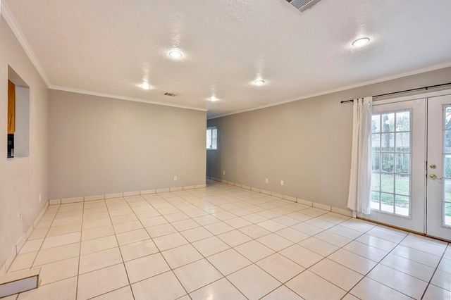 1135 W 31st Street, Houston, TX 77018