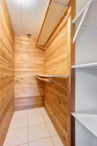 1135 W 31st Street, Houston, TX 77018