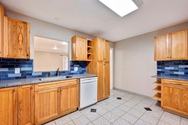 1135 W 31st Street, Houston, TX 77018