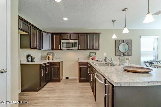 1308 LAKE SHORE Boulevard, Jacksonville, FL 32205