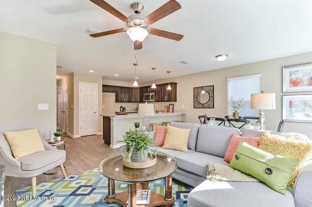 1308 LAKE SHORE Boulevard, Jacksonville, FL 32205