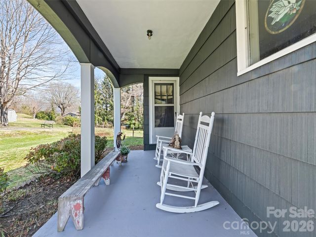 151 Hampton Heights, Canton, NC 28716