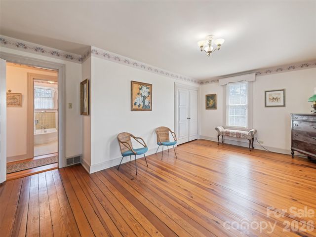 151 Hampton Heights, Canton, NC 28716