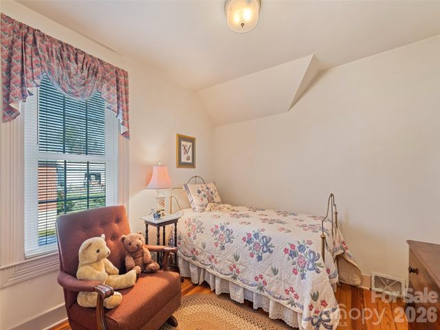 151 Hampton Heights, Canton, NC 28716