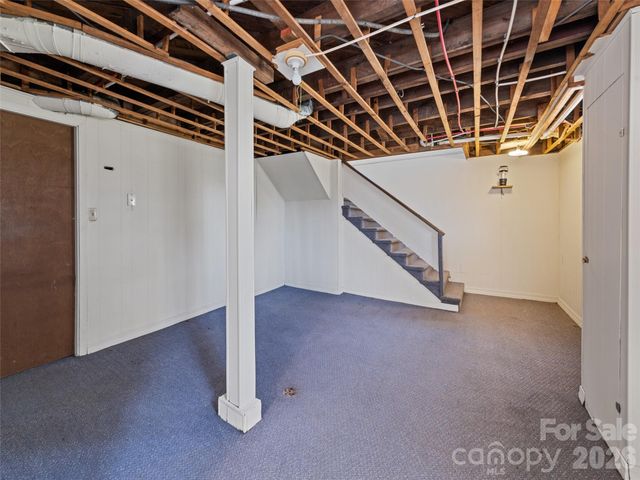 151 Hampton Heights, Canton, NC 28716