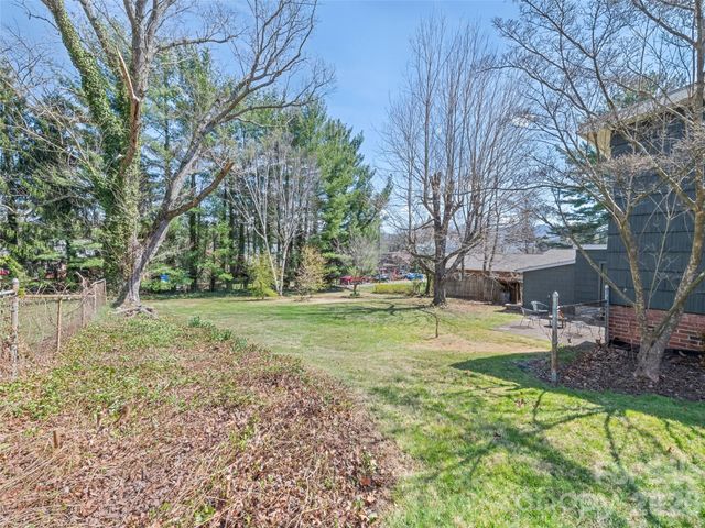 151 Hampton Heights, Canton, NC 28716