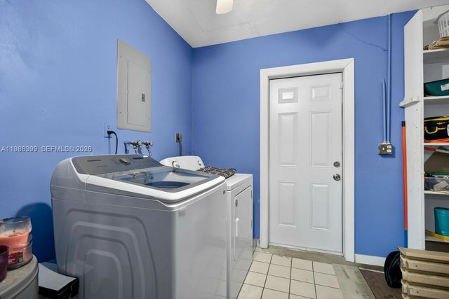 6719 NW 70th Ct, Tamarac, FL 33321