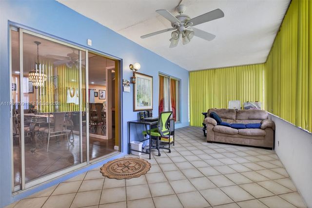 6719 NW 70th Ct, Tamarac, FL 33321