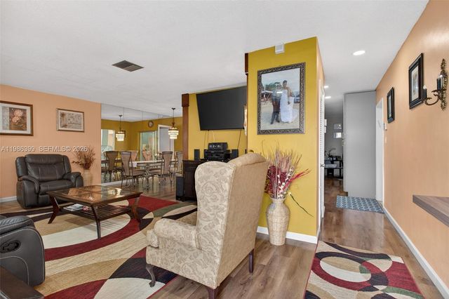 6719 NW 70th Ct, Tamarac, FL 33321