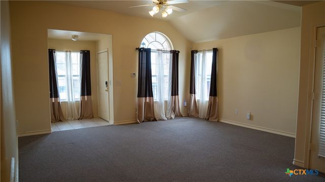 2130 Keystone Drive, New Braunfels, TX 78130