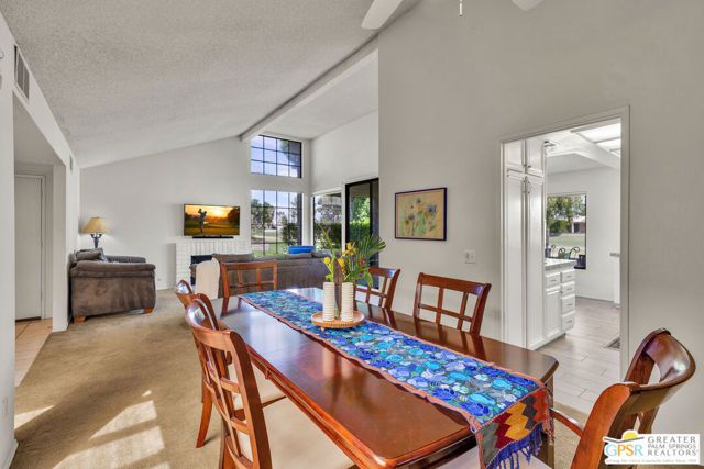 3040 Calle Loreto, Palm Springs, CA 92264