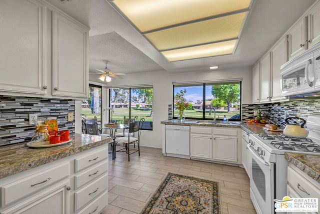 3040 Calle Loreto, Palm Springs, CA 92264