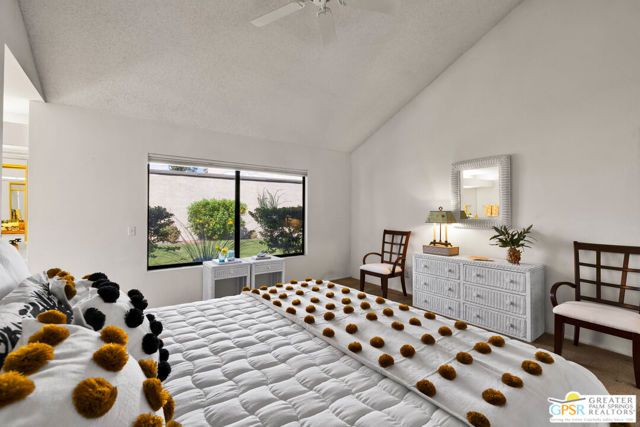 3040 Calle Loreto, Palm Springs, CA 92264