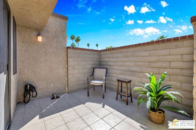 3040 Calle Loreto, Palm Springs, CA 92264