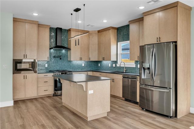 4927 Weeping Willow Avenue, Springdale, AR 72764