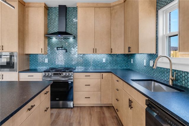 4927 Weeping Willow Avenue, Springdale, AR 72764