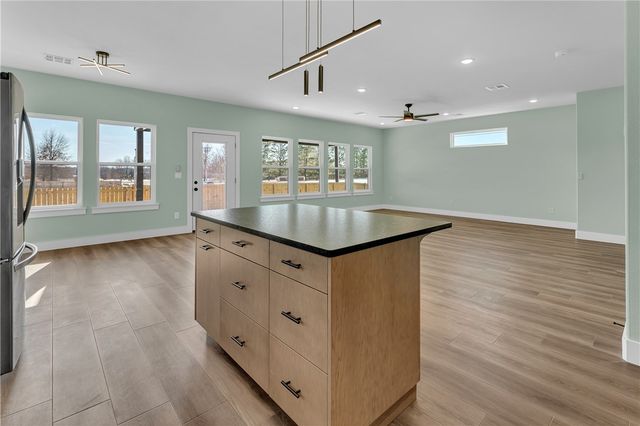 4927 Weeping Willow Avenue, Springdale, AR 72764