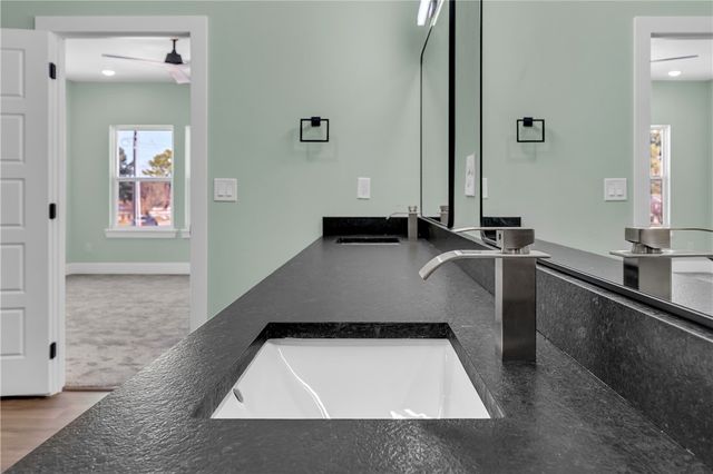 4927 Weeping Willow Avenue, Springdale, AR 72764