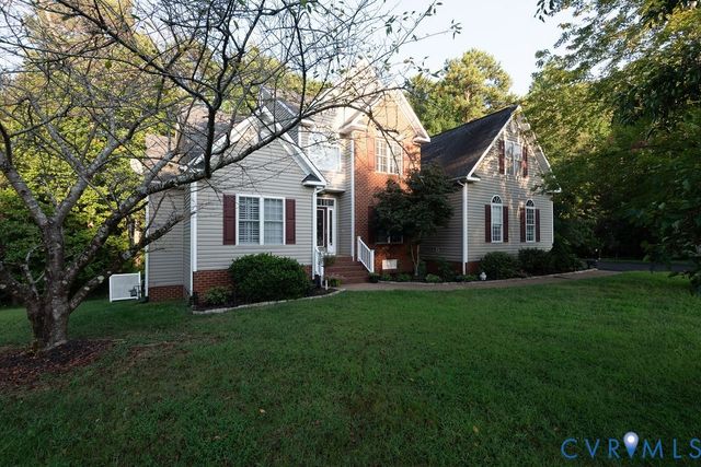 14107 Beachmere Rd, Chester, VA 23831