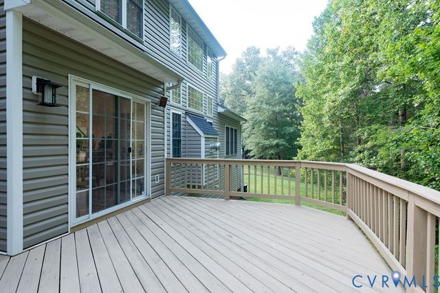 14107 Beachmere Rd, Chester, VA 23831