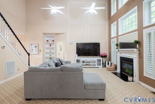 14107 Beachmere Rd, Chester, VA 23831