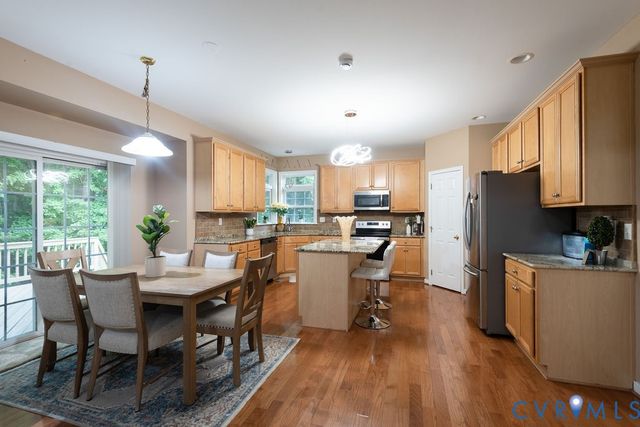 14107 Beachmere Rd, Chester, VA 23831