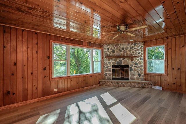 1515 Hillside LANE, Hubertus, WI 53033