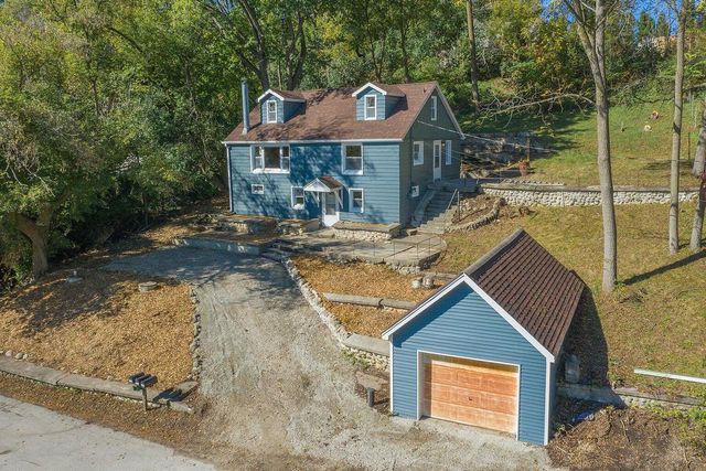 1515 Hillside LANE, Hubertus, WI 53033