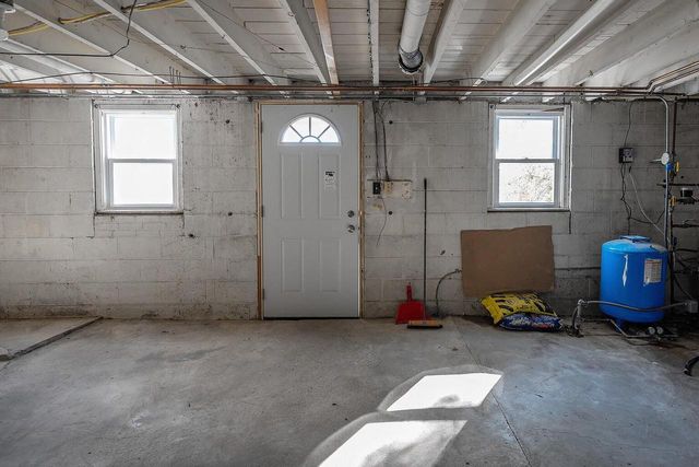 1515 Hillside LANE, Hubertus, WI 53033