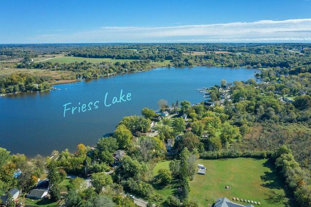 1515 Hillside LANE, Hubertus, WI 53033