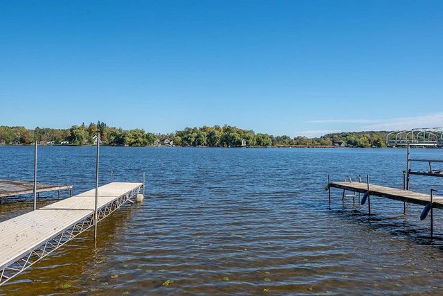 1515 Hillside LANE, Hubertus, WI 53033