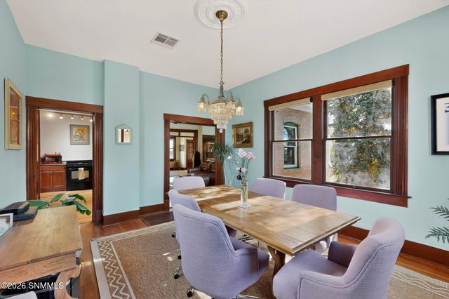 249 S Miranda Street, Las Cruces, NM 88005