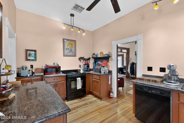 249 S Miranda Street, Las Cruces, NM 88005