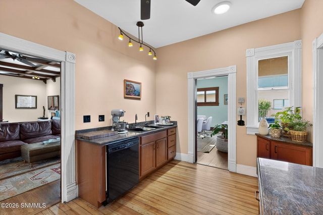 249 S Miranda Street, Las Cruces, NM 88005