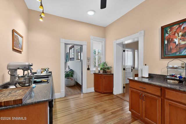 249 S Miranda Street, Las Cruces, NM 88005