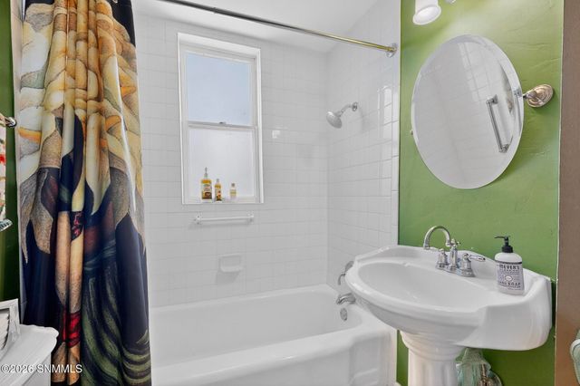 249 S Miranda Street, Las Cruces, NM 88005