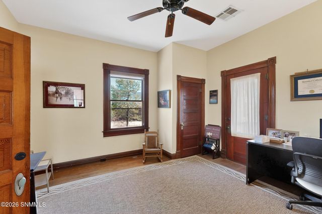 249 S Miranda Street, Las Cruces, NM 88005