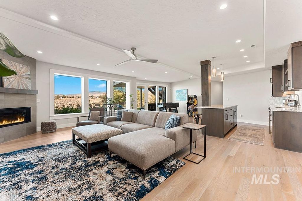 768 E Orion Dr, Boise, ID 83702 photo 16